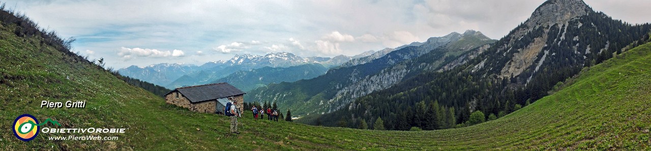 13 Panoramica con il Pizzo Badile a dx.jpg